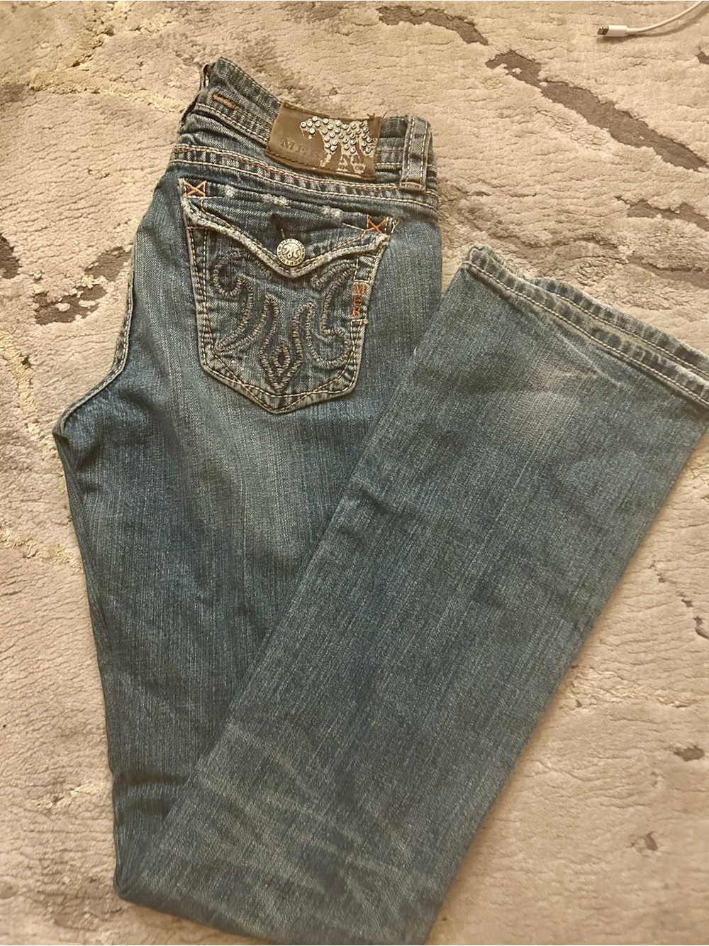 🎉HOST PICK🎉 MEK Denim Women’s New Havana Distressed Slim Boot Cut Jeans - Sz 29 - Picture 2 of 5